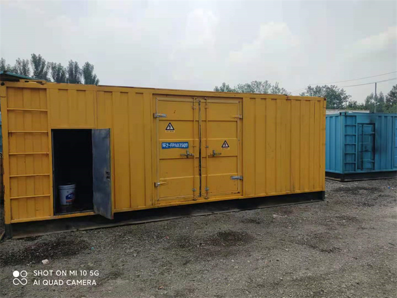 清河200KW柴油发电机组需要配备什么型号的电缆线？
